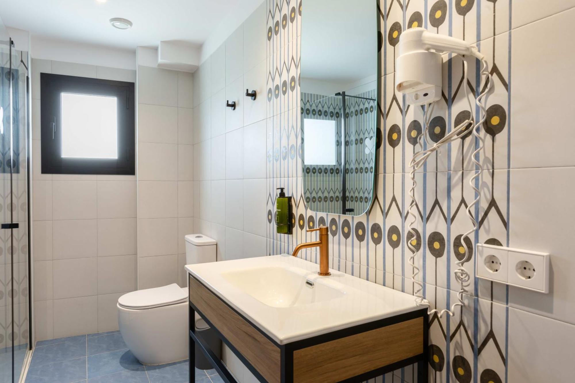 The Blue Apartments - Adults Only Sant Antoni de Portmany Exterior foto